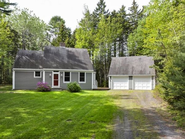14 Paradise Lane, Southport, ME 04576