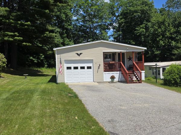 6 Redwood Drive , Norway, ME 04268