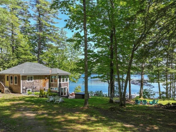 224 Crawfordsburn Lane, Union, ME 04862