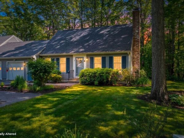 18 Cape Woods Drive, Unit 18, Cape Elizabeth, ME 04107