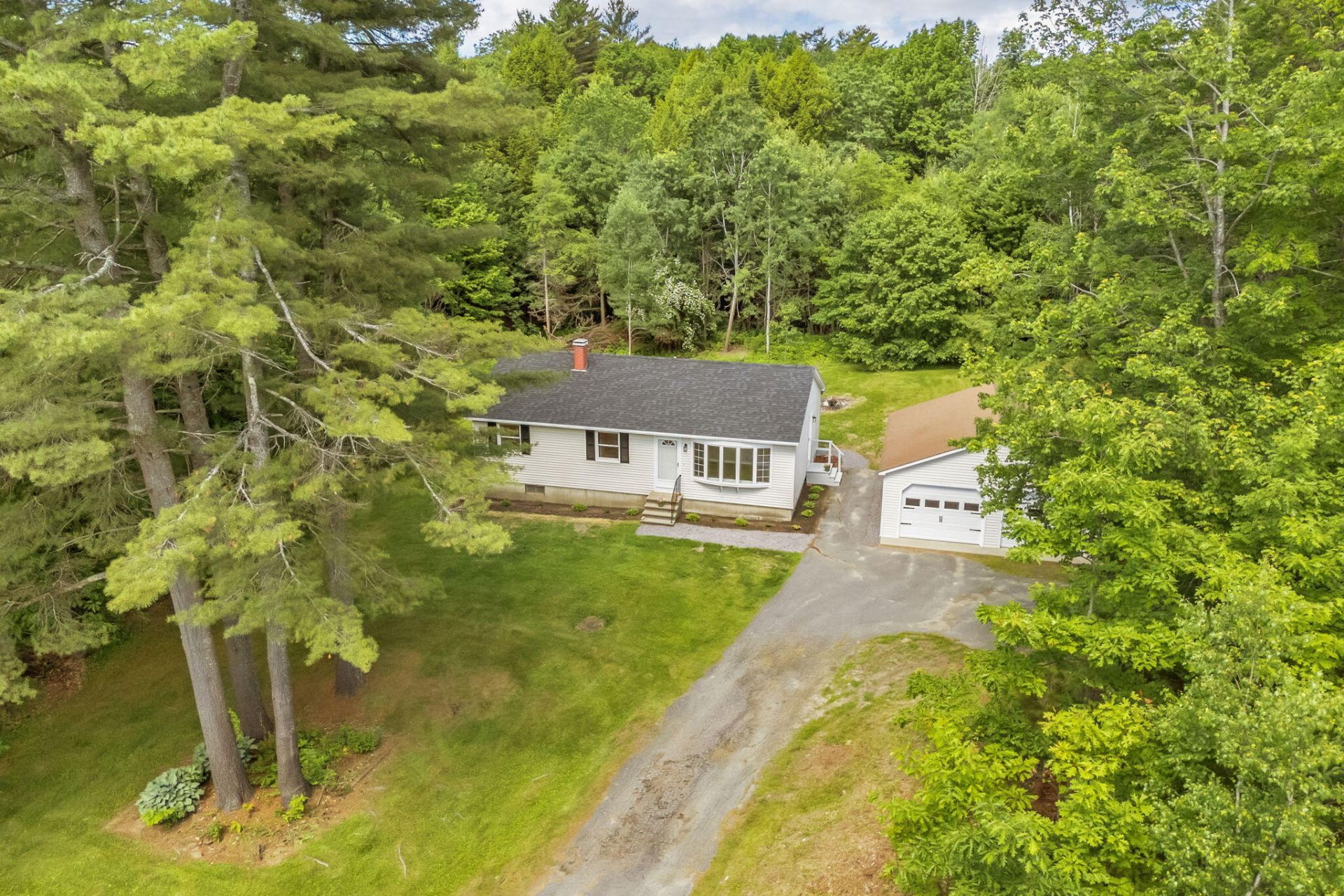 12 Norway Drive, Chelsea, ME 04330 Main Photo