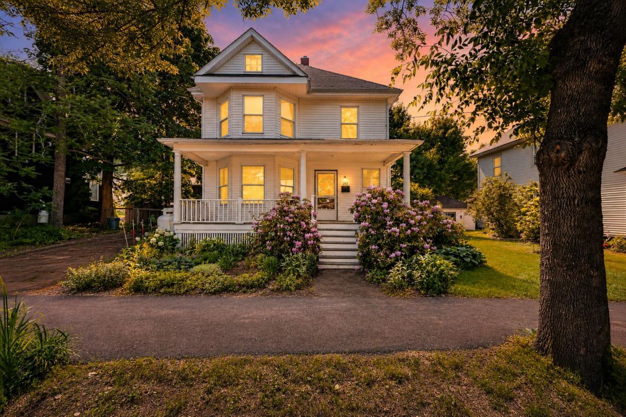 202 Norfolk Street, Bangor, ME 04401 Main Photo