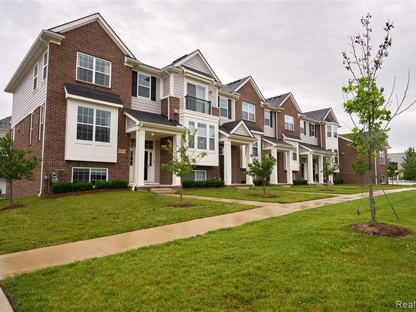 49701 Lantern Way, CANTON, MI 48188