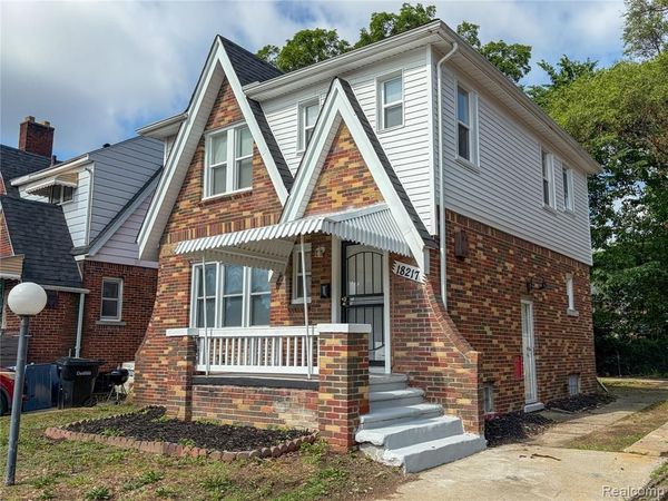 18217 Prairie Street, Detroit, Mi 48221