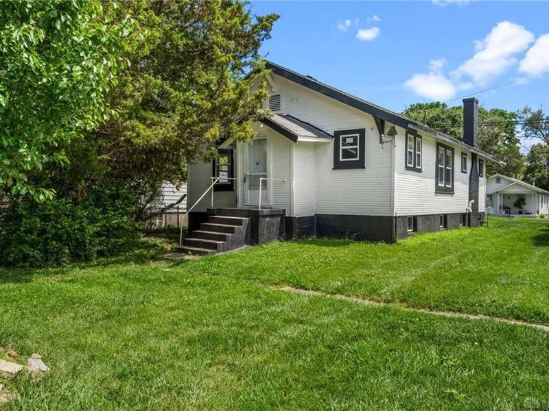 3925 Hoover Avenue, Dayton, OH 45402 Photo 4