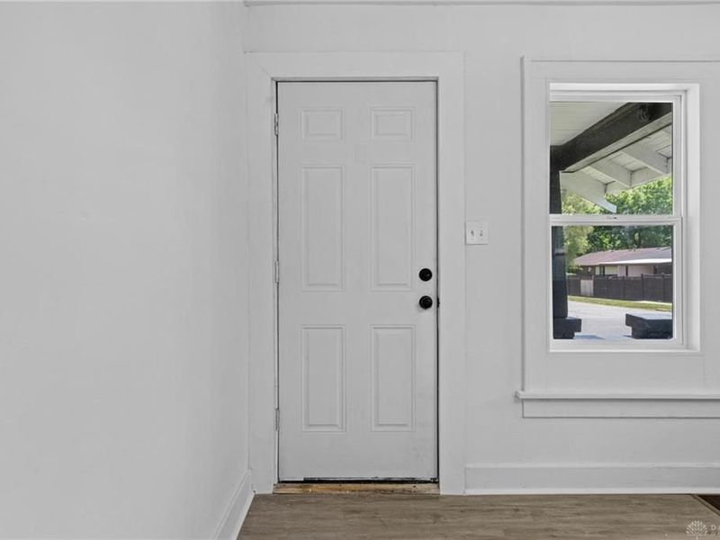 3925 Hoover Avenue, Dayton, OH 45402 Photo 8