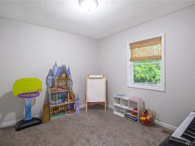 4381 Silverberry Avenue, Dayton, OH 45424 Photo 10