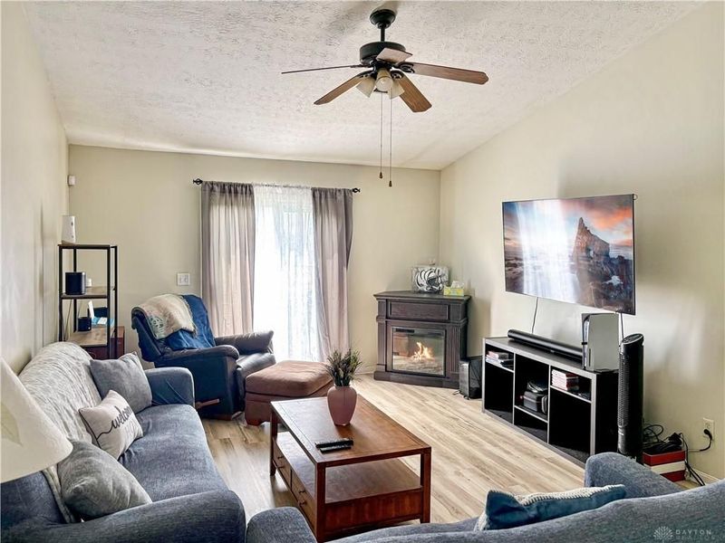 943 Pheasant Run Drive, Trenton, OH 45067 Photo 4