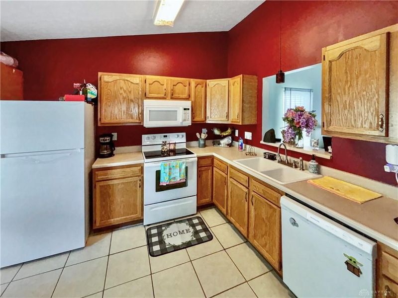 943 Pheasant Run Drive, Trenton, OH 45067 Photo 5