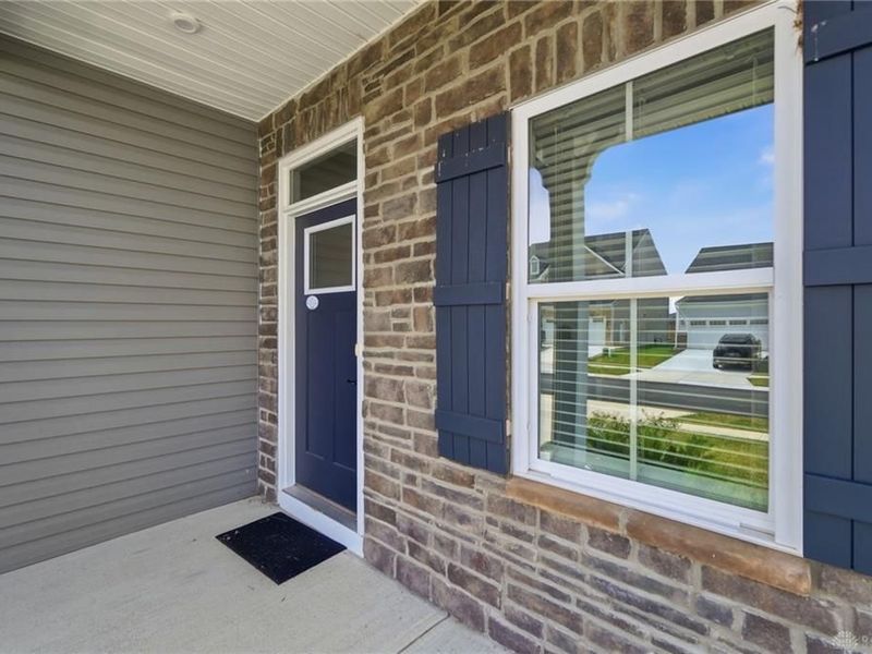 3532 Arrowwood Street, Tipp City, OH 45371 Photo 4