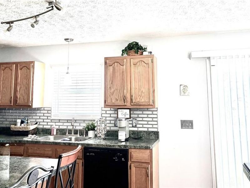 1006 Lofton Drive, Englewood, OH 45315 Photo 5