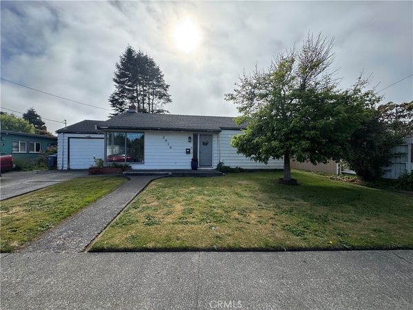 2916 Lowell, Eureka, CA 95501