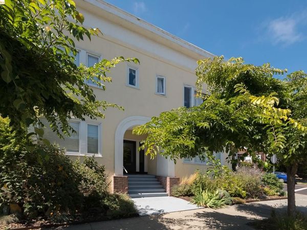 2525 Ashby Ave, Unit 2, Berkeley, CA 94705
