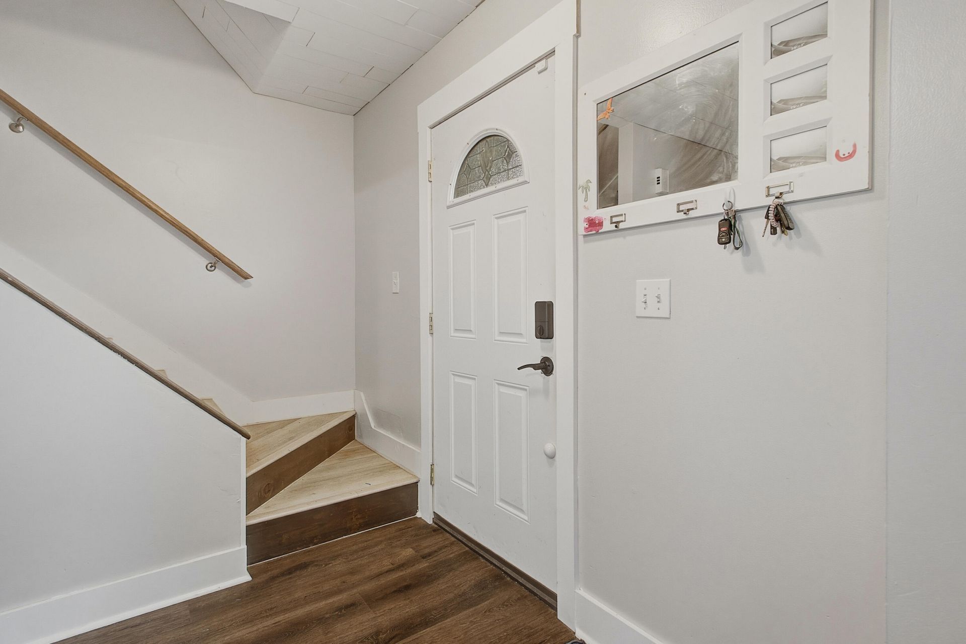 103 Miller Court Photo 4