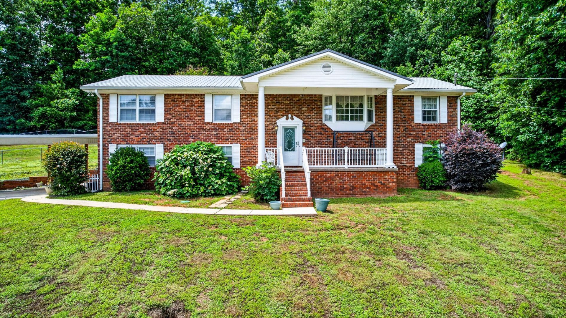 5033 Frontage Road Nw, Cleveland, TN 37312 Main Photo