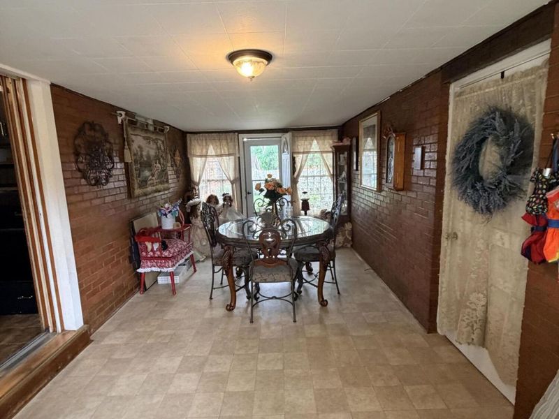 100 Inwood Road, West Jefferson, OH 43162 Photo 11