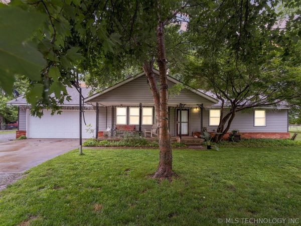 14830 Cedar Drive, Claremore, OK 74017