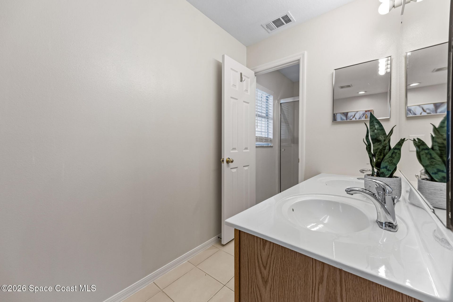 2257 Spring Creek Circle Ne, Palm Bay, FL 32905 Photo