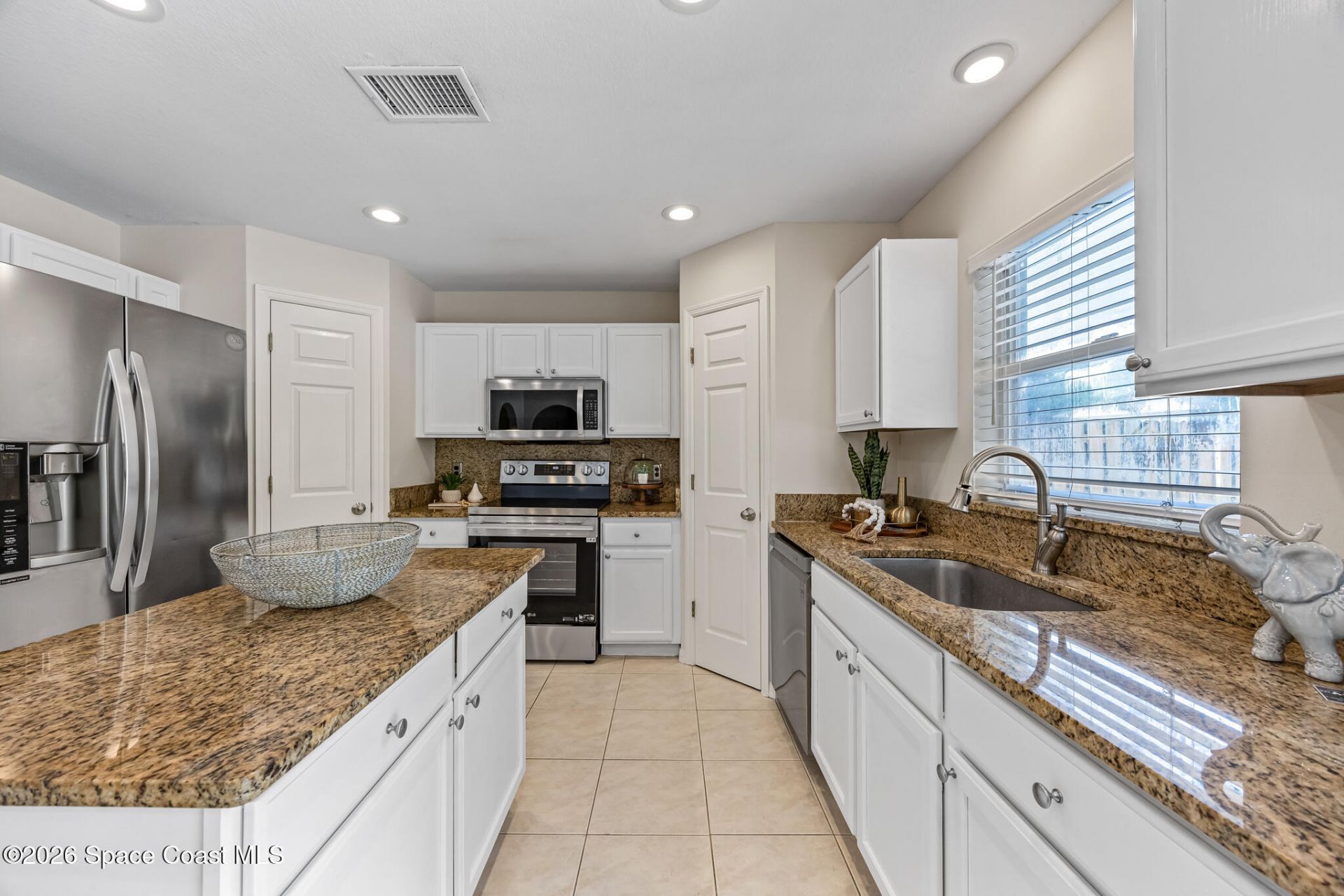 2257 Spring Creek Circle Ne, Palm Bay, FL 32905 Photo