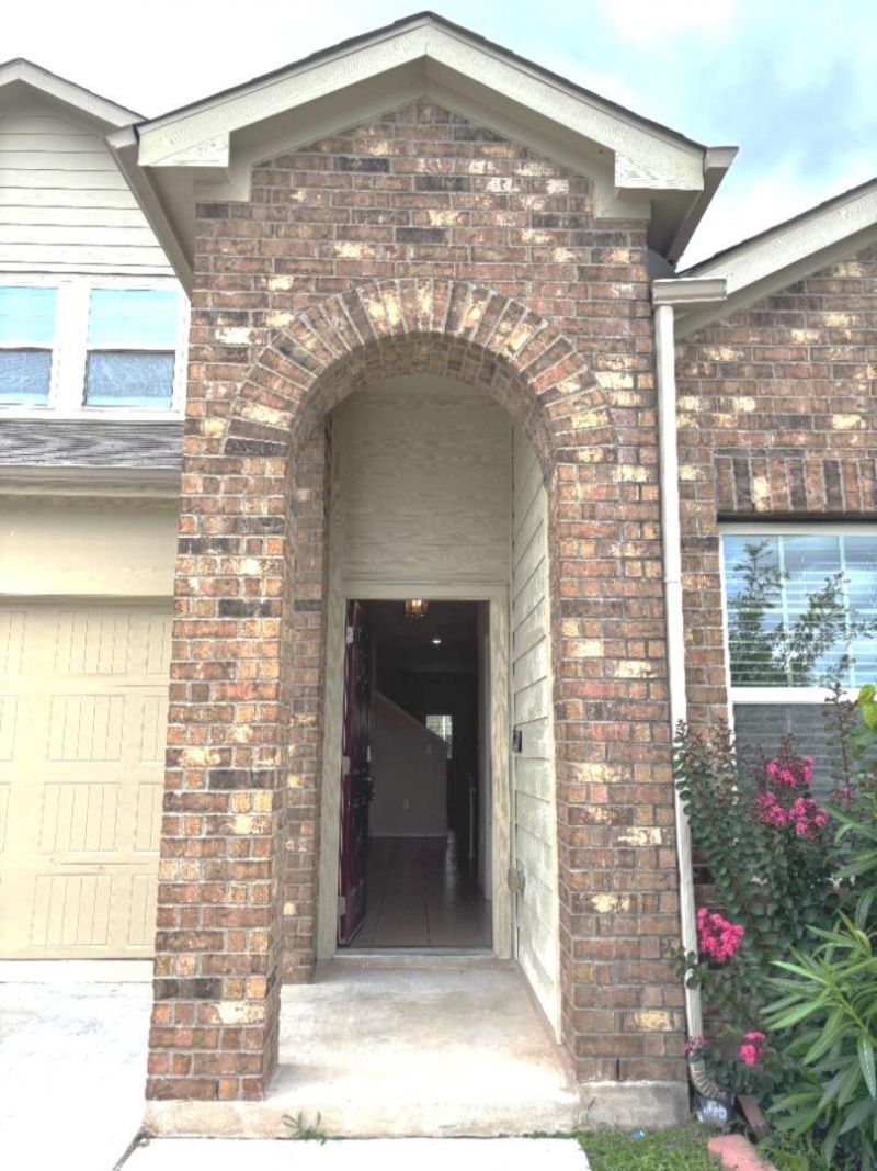 3804 NW Alpine Autumn Dr, Austin, TX 78744 Main Photo