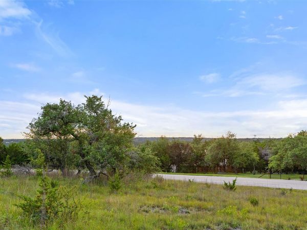 32000 Mirela Ann RD, Dripping Springs, TX 78620