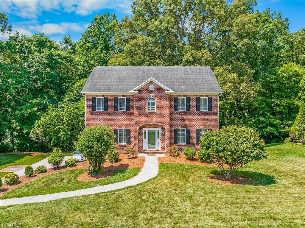 4480 Lochurst Drive, Pfafftown, NC 27040 Main Photo