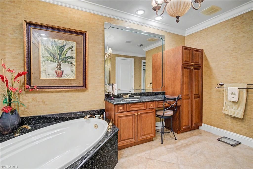 28730 Altessa Way, Unit 202, Bonita Springs, FL 34135 Photo