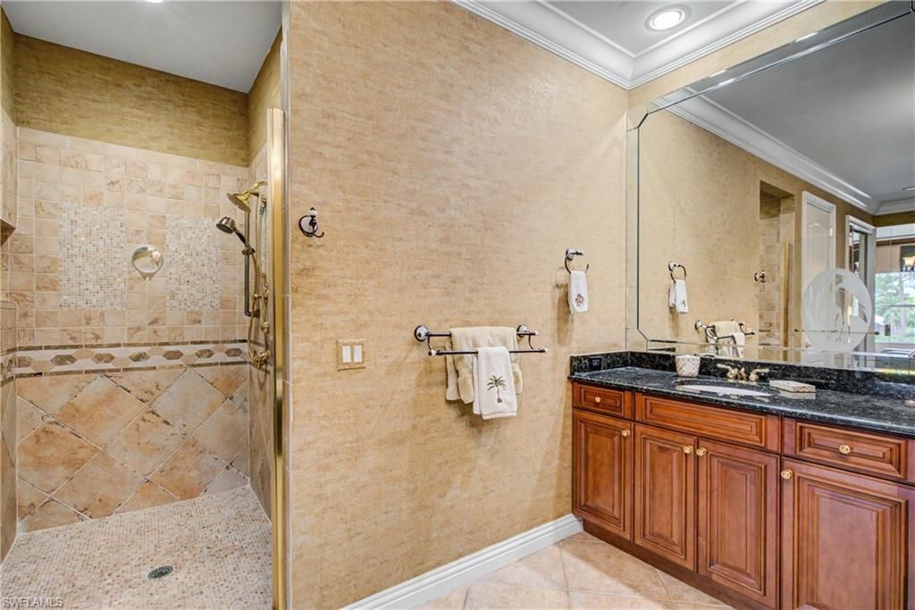 28730 Altessa Way, Unit 202, Bonita Springs, FL 34135 Photo