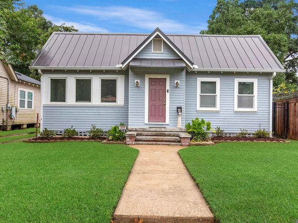 128 Hearthstone Dr, Baton Rouge, LA 70806
