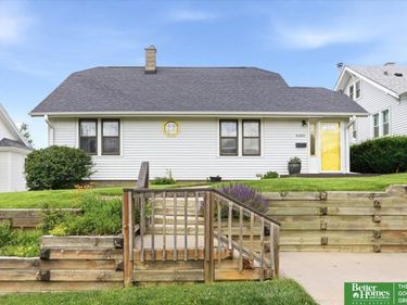 4682 Pierce Street, Omaha, NE 68106