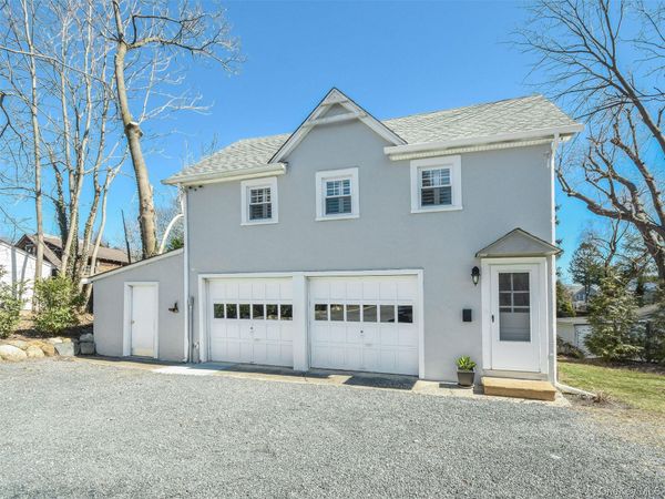 61 Locust Avenue, Unit apt. #1, Sea Cliff, NY 11579