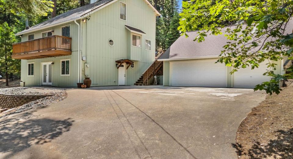 6121 Salmon Way, Pollock Pines, CA 95726 Photo