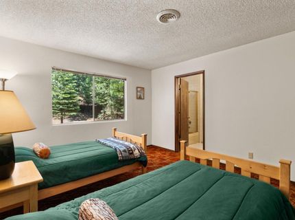 6121 Salmon Way, Pollock Pines, CA 95726 Photo