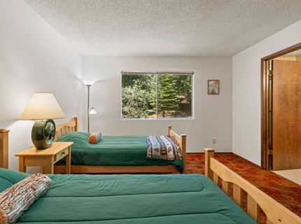 6121 Salmon Way, Pollock Pines, CA 95726 Photo