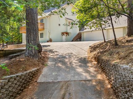 6121 Salmon Way, Pollock Pines, CA 95726 Photo
