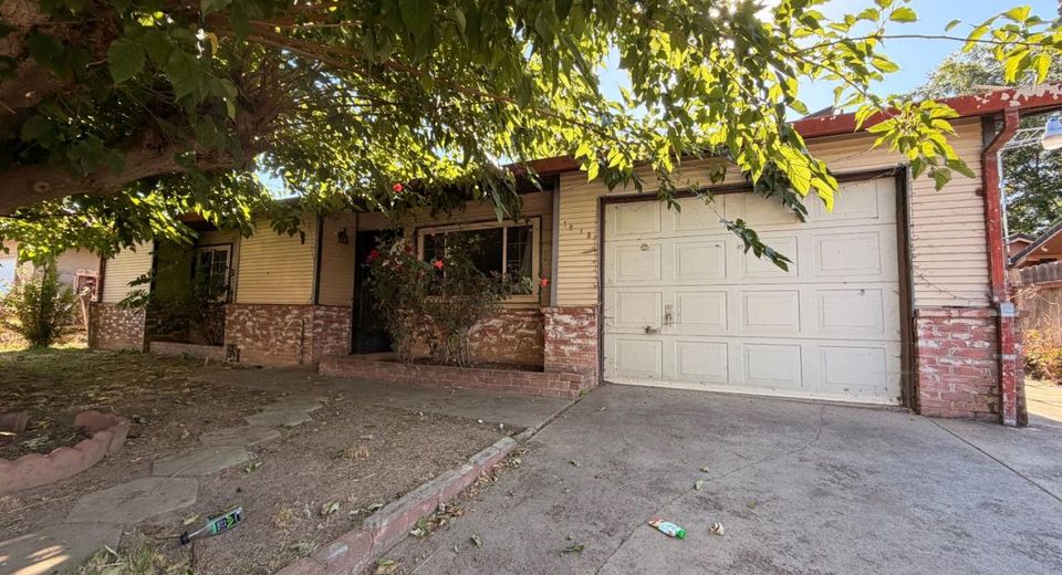 1018 Tudor St, Galt, CA 95632 Photo
