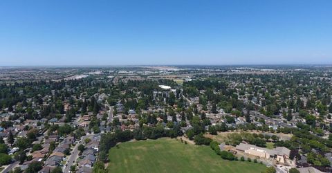 34 Chief Ct, Sacramento, CA 95833 Photo