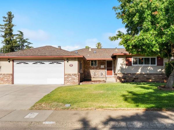 59 Manley Ct, Sacramento, CA 95820