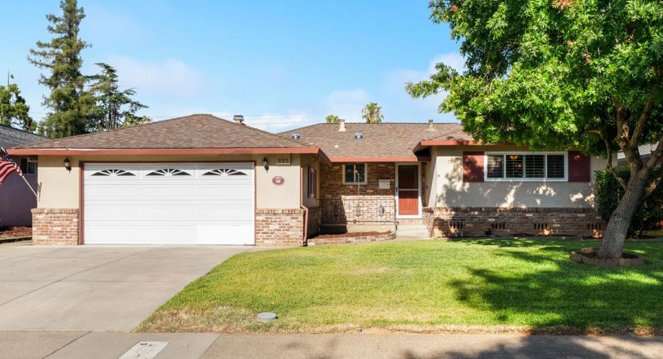 59 Manley Ct, Sacramento, CA 95820 Photo