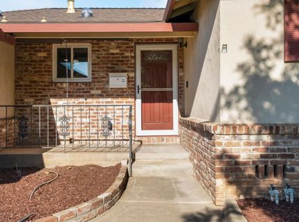 59 Manley Ct, Sacramento, CA 95820 Photo