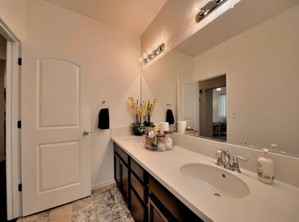18607 Delta Ct, Lathrop, CA 95330 Photo