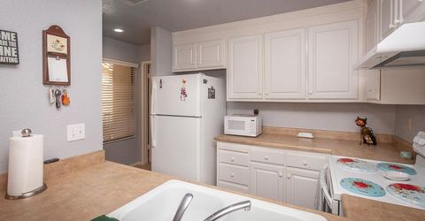 1599 W Swain Rd, Stockton, CA 95207 Photo