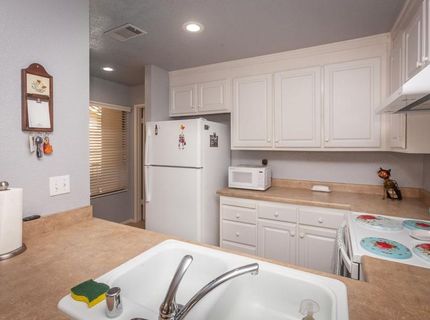 1599 W Swain Rd, Stockton, CA 95207 Photo