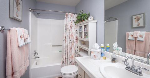 1599 W Swain Rd, Stockton, CA 95207 Photo