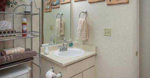1599 W Swain Rd, Stockton, CA 95207 Photo