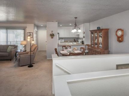 1599 W Swain Rd, Stockton, CA 95207 Photo