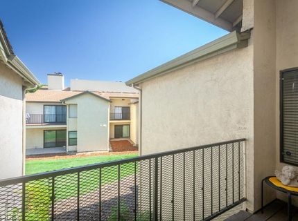 1599 W Swain Rd, Stockton, CA 95207 Photo