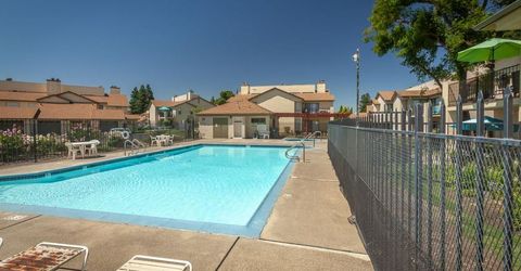 1599 W Swain Rd, Stockton, CA 95207 Photo