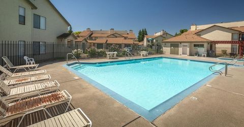 1599 W Swain Rd, Stockton, CA 95207 Photo