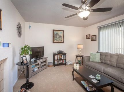 1599 W Swain Rd, Stockton, CA 95207 Photo